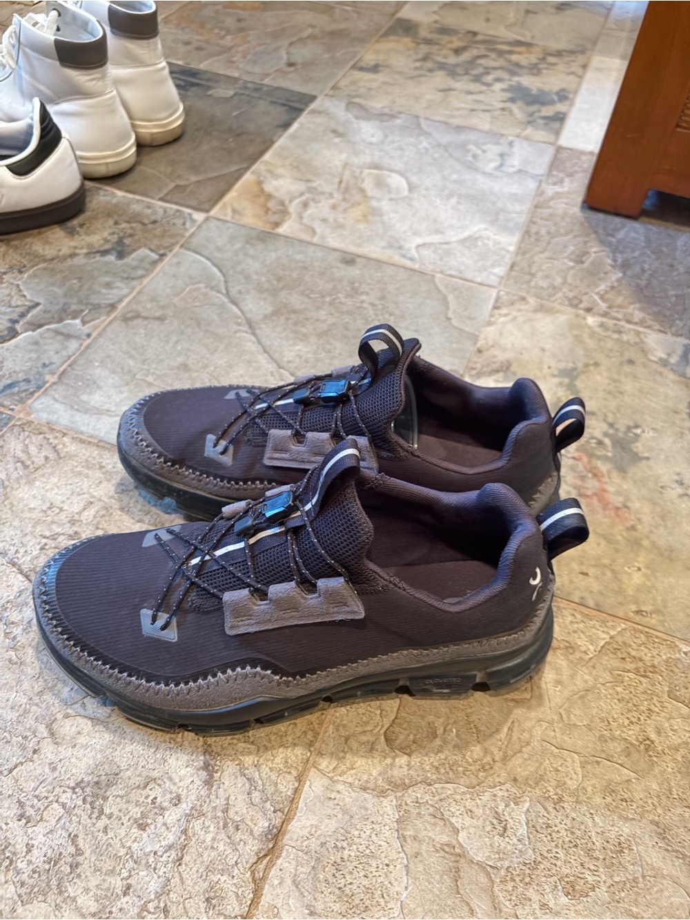 Lightweight Men's Sneakers in Dark Gray